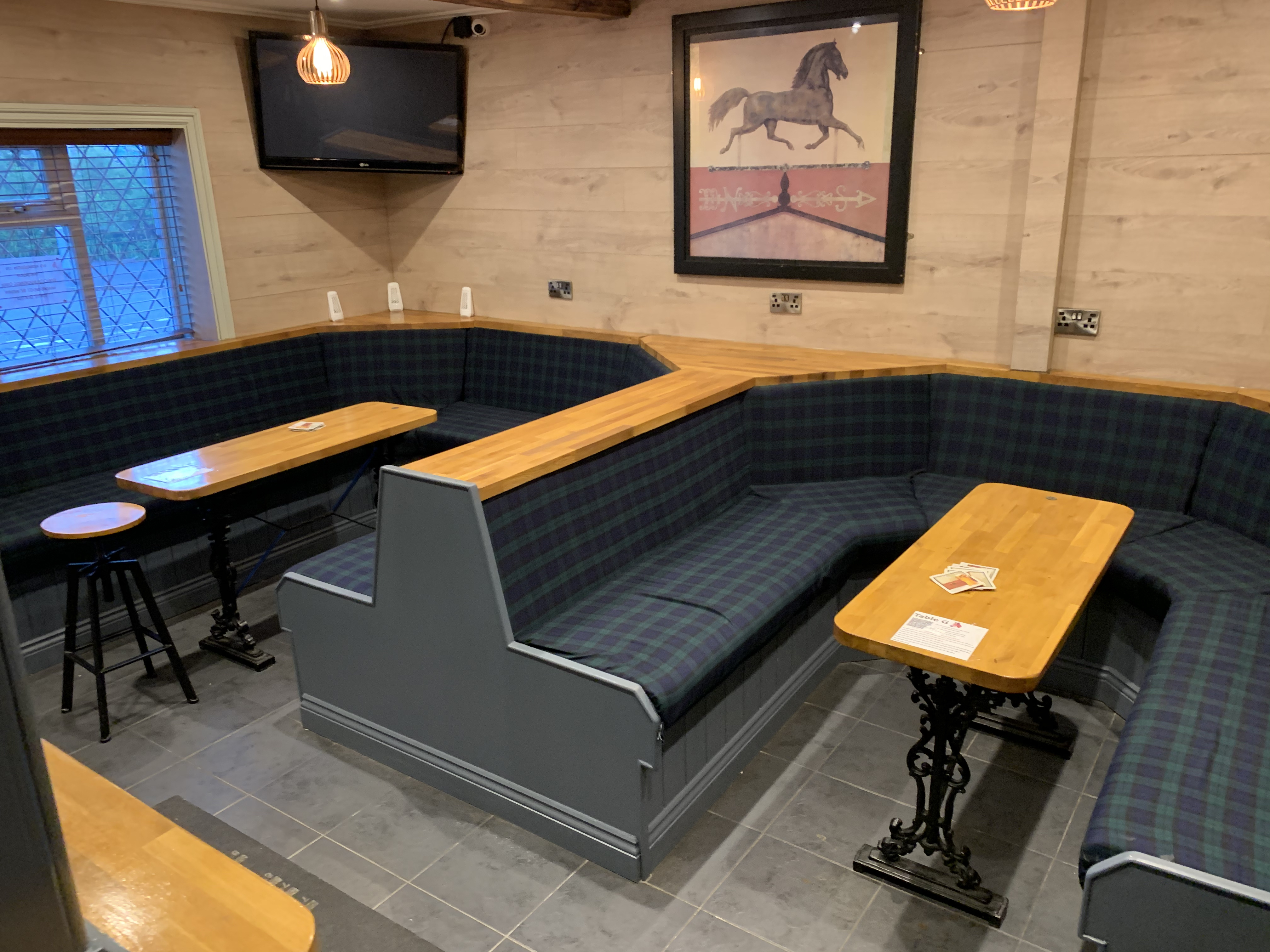Saloon2